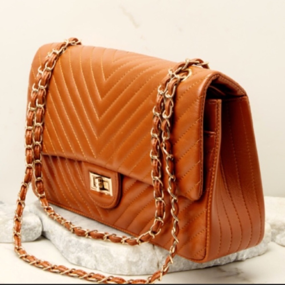 Red Dress Boutique Polished & Poised Hand Bag